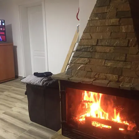 Tornik-planinska Kuca Zdravkovic * Dobroselica