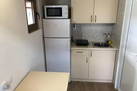 Tornik-planinska Kuca Zdravkovic