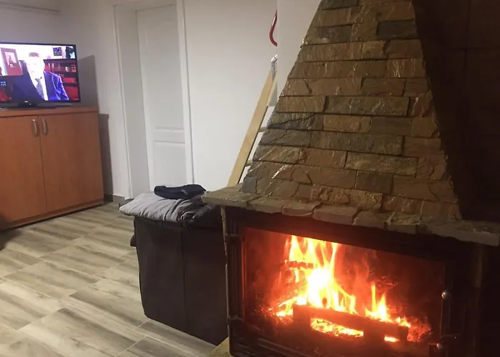 Tornik-planinska Kuca Zdravkovic * Dobroselica