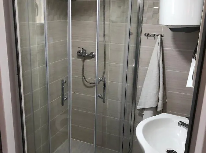 Tornik-planinska Kuca Zdravkovic Ferienhaus Dobroselica